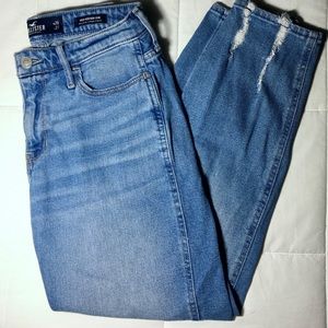 hollister high rise mom jeans